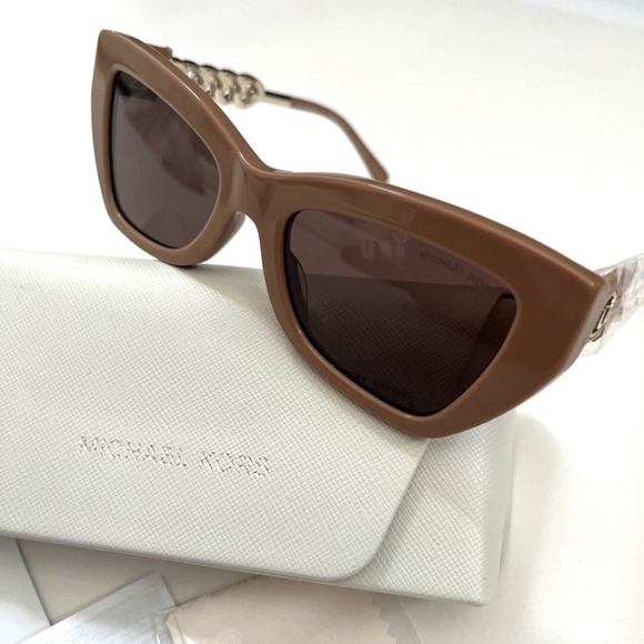 New in Case Original MICHAEL KORS Montecito Sunglasses Butterfly Beige MK2205 - Picture 3 of 12